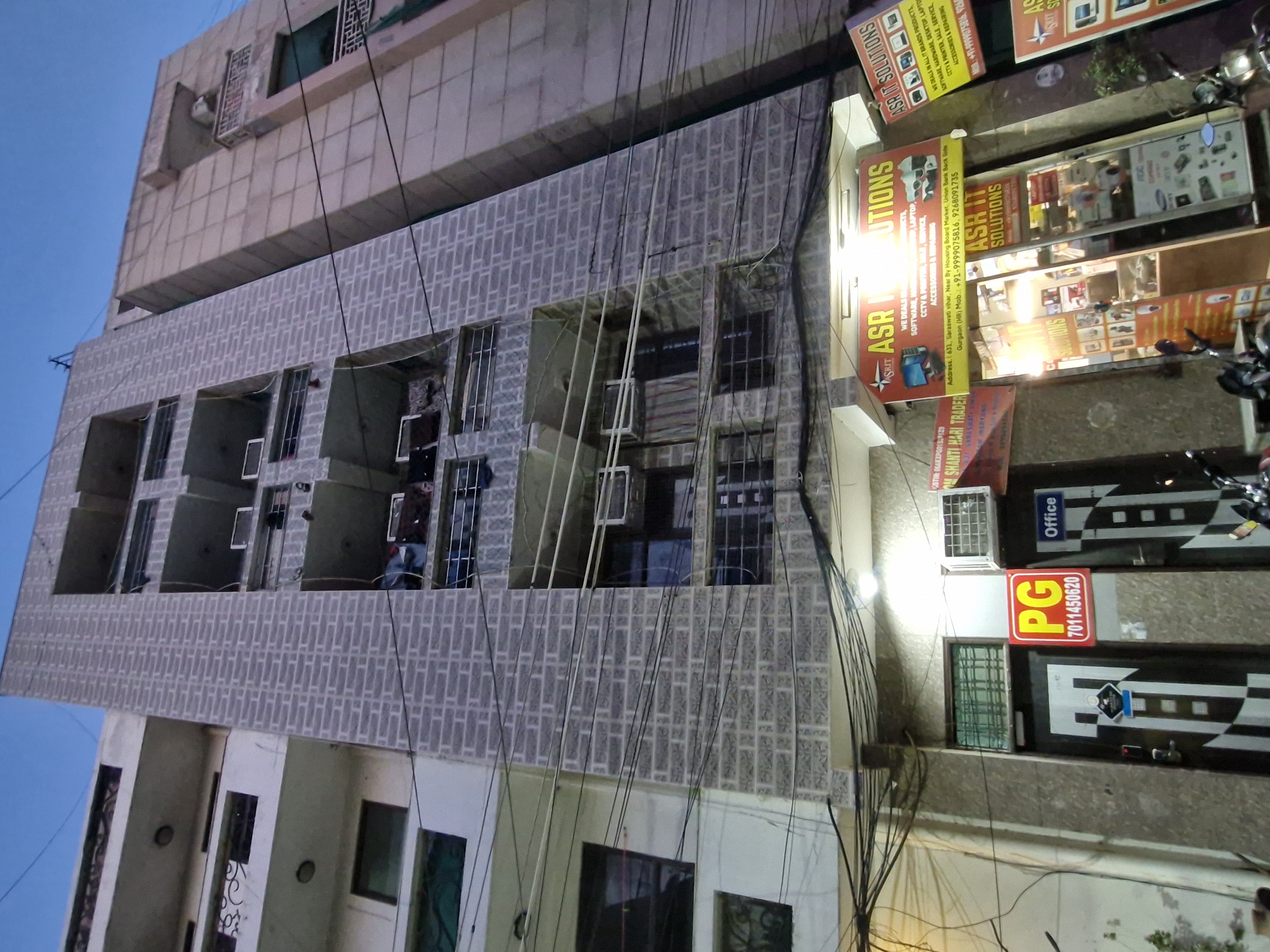 PG A1 Saraswati Vihar